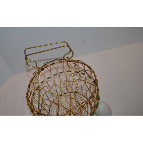 Vintage Chicken Wire Egg Basket Rustic Primitive Farmhouse Country - Picture 2 of 4